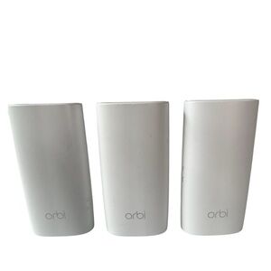 NETGEAR Orbi Wall Plug Satellite RBW30 Extender